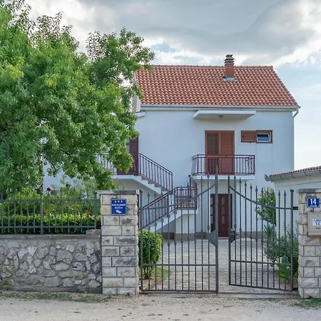 Holiday Velim Dom wakacyjny