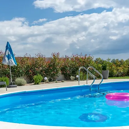 Holiday Velim * Stankovci (Zadar)